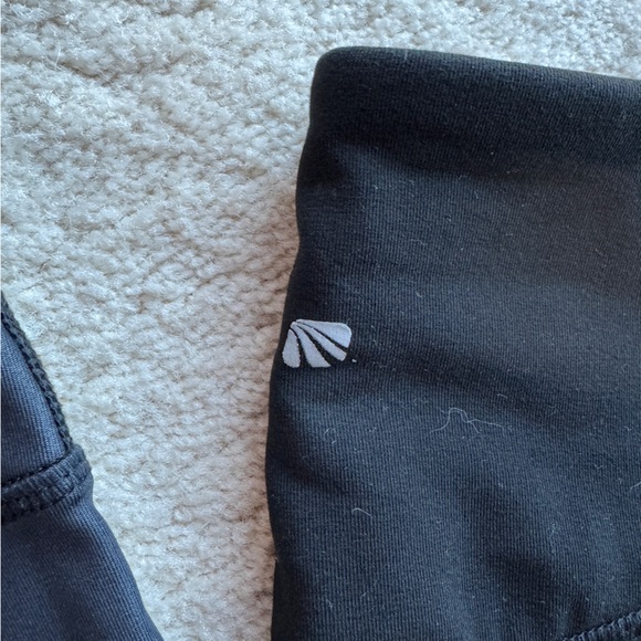 Work out shorts - Picture 2 of 4